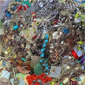 Fashion Junk Jewelry Lot